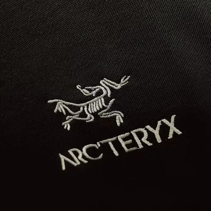 ARC'TERYX* 2025 New Arrival logo Same Style Size：S M L XL XXL ：Black White